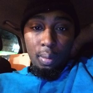 Meet your Posher, Devonte